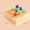 Montessori-Holzspielzeug zum Formenzuordnen und Fertigkeiten fördern