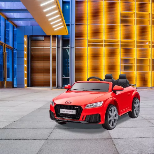 Električni automobil Audi TT crveni