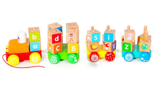 Holzzug mit pädagogischen Bausteinen Alphabet
