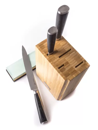 Set de cuțite G21 Gourmet Premium 3 bucăți în suport de cuțite din bambus + piatră de ascuțit
