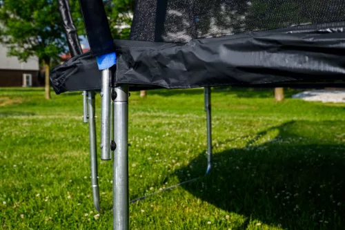 G21 SpaceJump trambulin védőhalóval, 366 cm, ajándék létrával, fekete színben