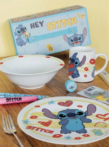 Disney Lilo i Stitch, Zvjezdani set posuđa od porculana s motivom psećeg srca u ukrasnoj kutiji
