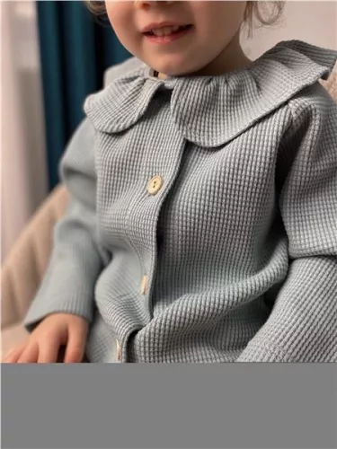Baba kabátka gombokkal  New Baby Laura Luxury clothing szürke