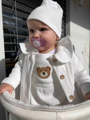 Baby-Baumwollmütze, neue Baby-Luxuskleidung, weiß