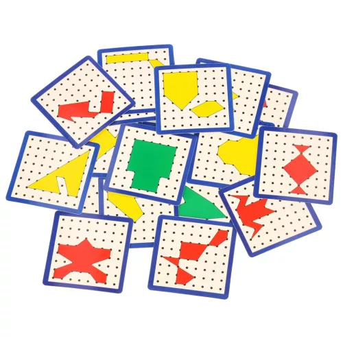Geoboard geoplan fa kirakós létrehozása formák gumiszalagokkal