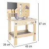 Fából készült műhely szerszámokkal egy asztalon DIY készlet