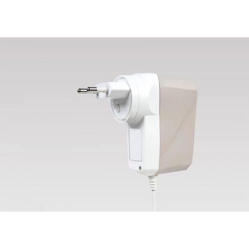 IFI iPower X 15V/ 1.5A hálózati adapter