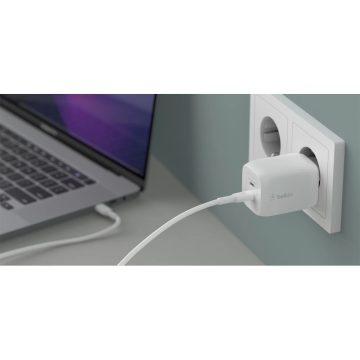 BELKIN WCH013VF2MWH-B6 2 portos USB-C GAN 65W fali töltő